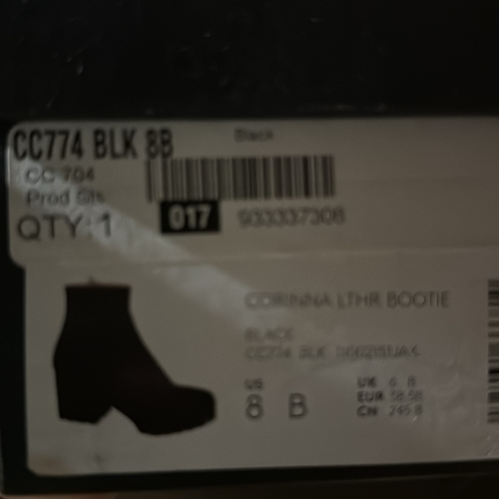 coach women’s ankle boots new size 8.   #12 - Picture 7 of 7